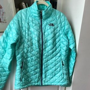 The North Face Thermoball full zip women’s jacket, Size Medium, aqua blue